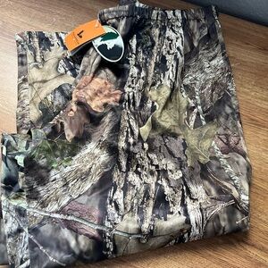 NEW Field and Stream Mens Sz 4XL Camo pant’s BNWT